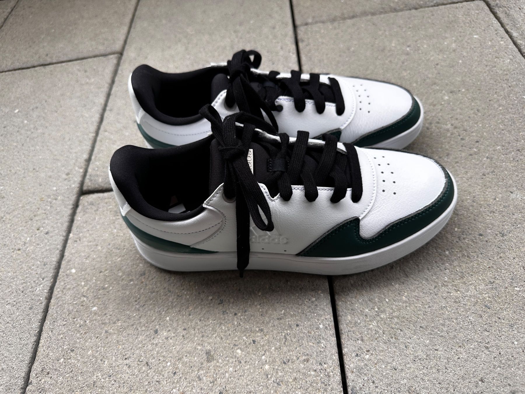 Adidas Scarpe da uomo: Adidas Sneaker Gr. 40,5 – Nuovo (secondo la descrizione) da Reiden venduto da ili_S 1