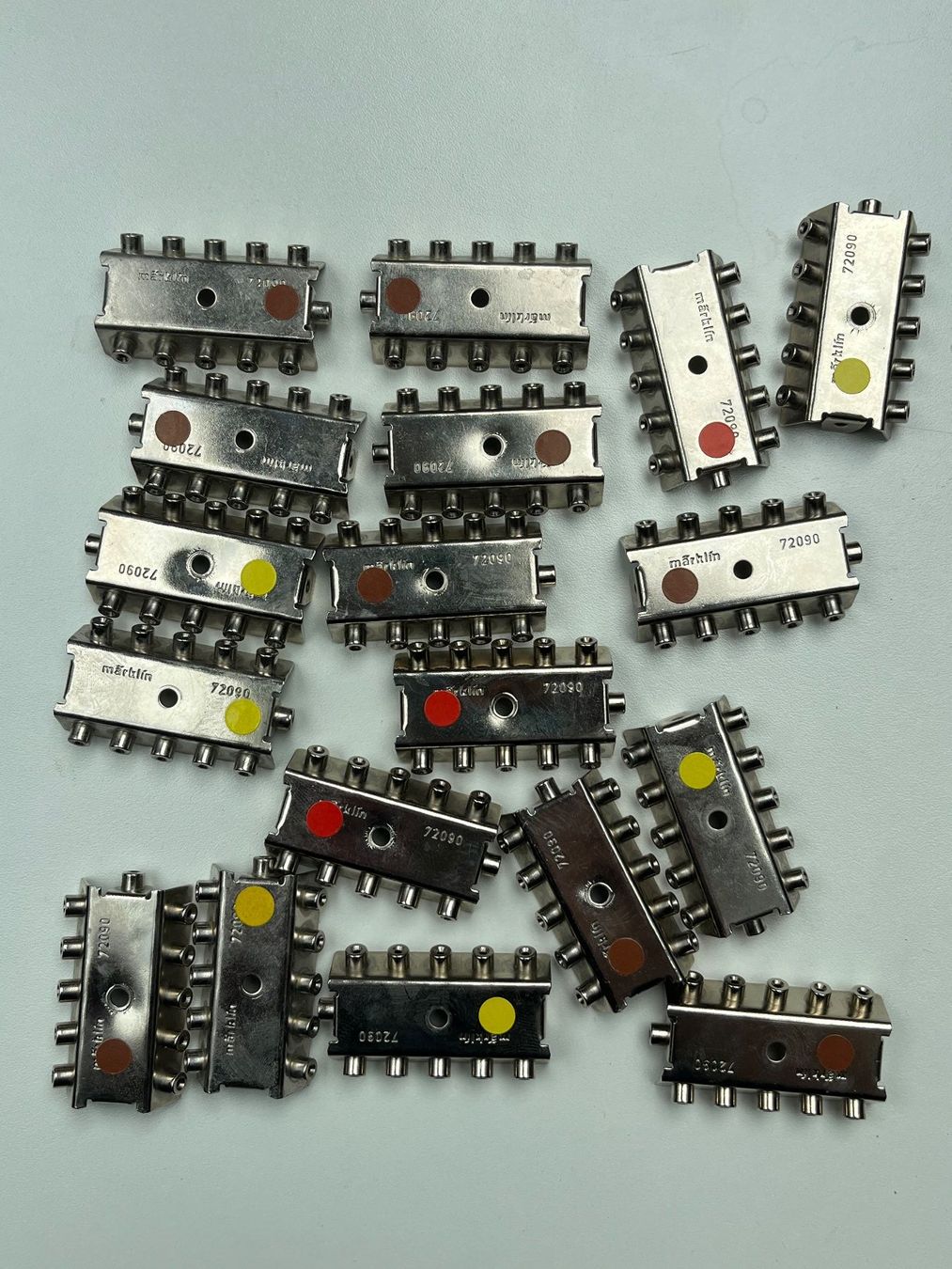Märklin Modellini di ferrovie: Märklin 72090 Verteilerplatte – Usato da Würenlos venduto da padcall 1