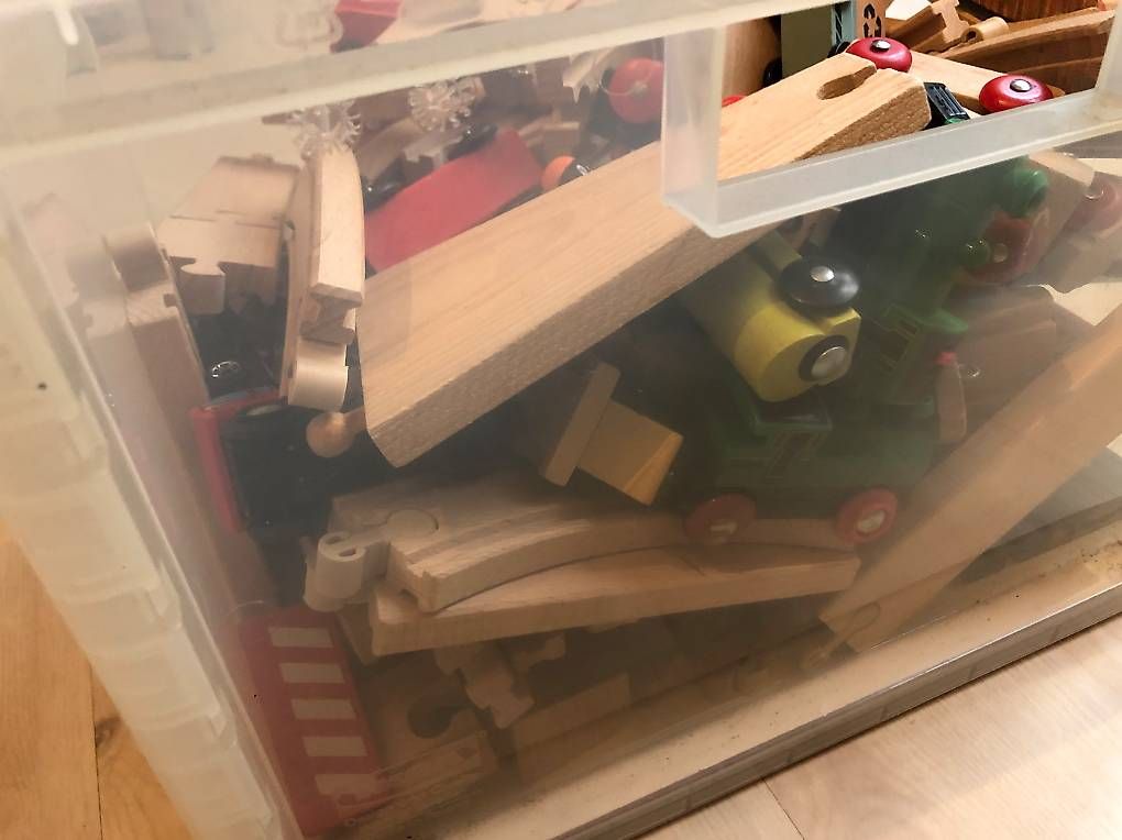 Giocattoli: Grosse Brio-Box – Usato da Zürich venduto da Foj_rw8p 1