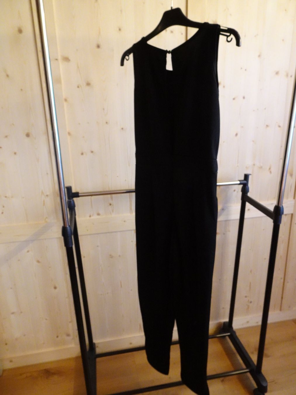 Jumpsuits: Uni schwarzer, schlichter Jumpsuite Gr. S - 221152 – Gebraucht aus Küssnacht am Rigi von Good4Deckeli 5