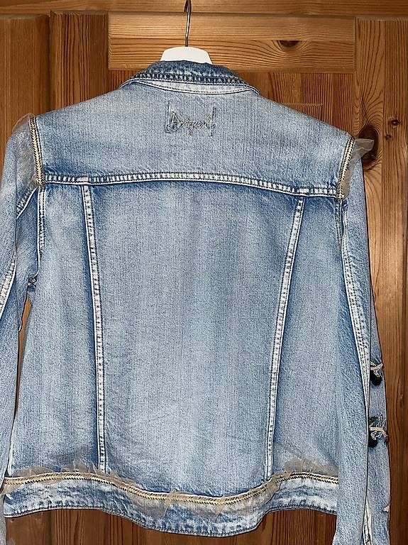 Jacken: Desigual Jeansjacke – Gebraucht aus Nunningen von el_vcv9 2