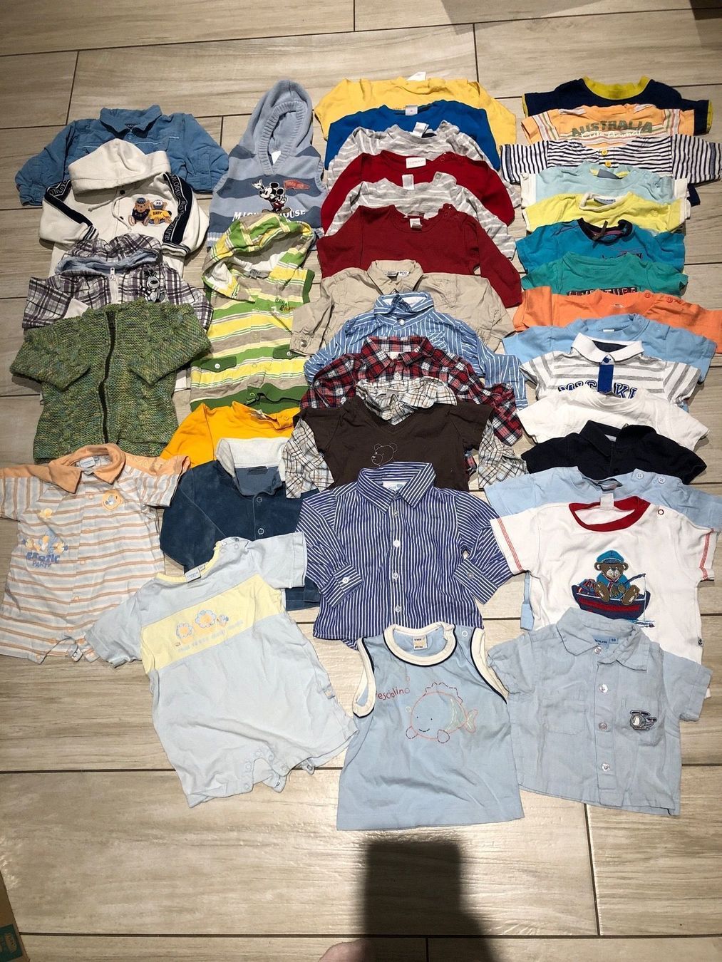 Kleiderpakete & -sets: Kleiderpaket Jungs Grösse 68, 37 teilig – Gebraucht aus Gelterkinden von ale_yrh7