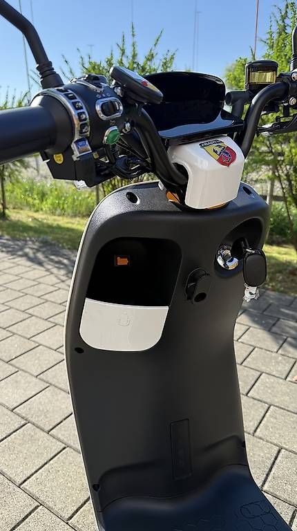 Scooter: Elektro Scooter  – Usato da Felben-Wellhausen venduto da bluesky86 2