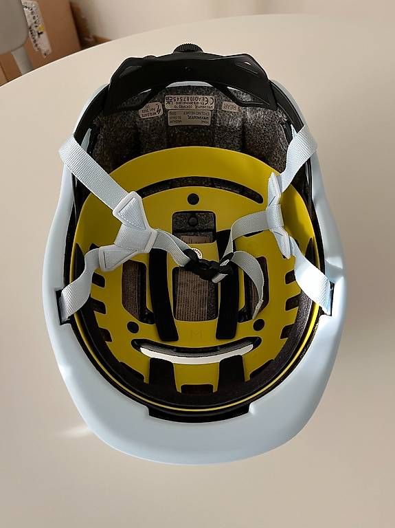 Specialized Helme: Specialized Tone casco bici nuovo – Neu (gemäss Beschreibung) aus Davesco-Soragno von mel_cf2h 4