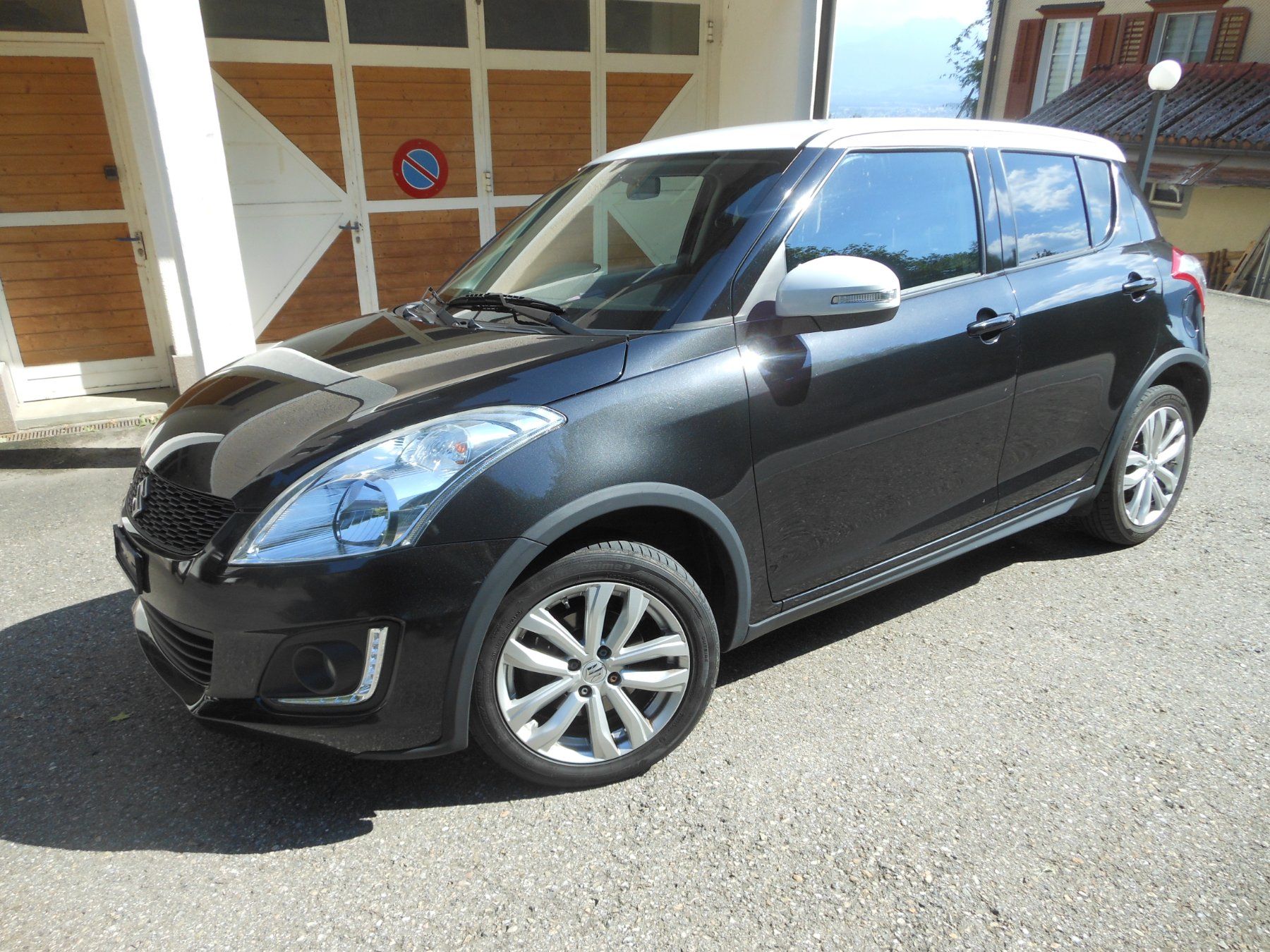 Suzuki Automobili: Suzuki Swift   1,2  4 WD – Usato da Reute AR venduto da lucky099