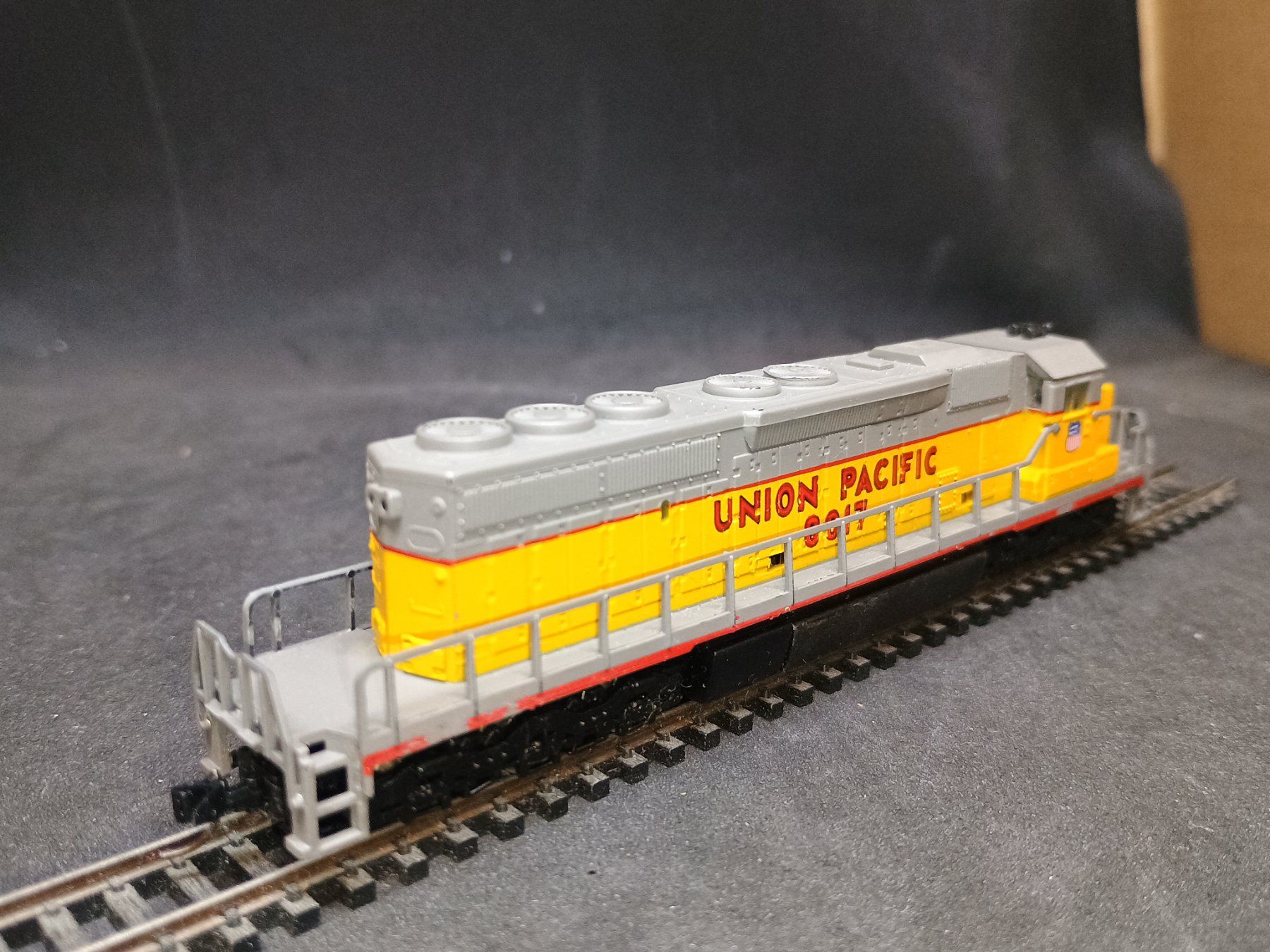Modellini di ferrovie: Spur N ConCor EMD SD-45 – Usato da Bätterkinden venduto da hobbycha 3