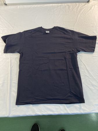 Russell T-Shirt, Grösse S, Motivdruck "Shit Happens"