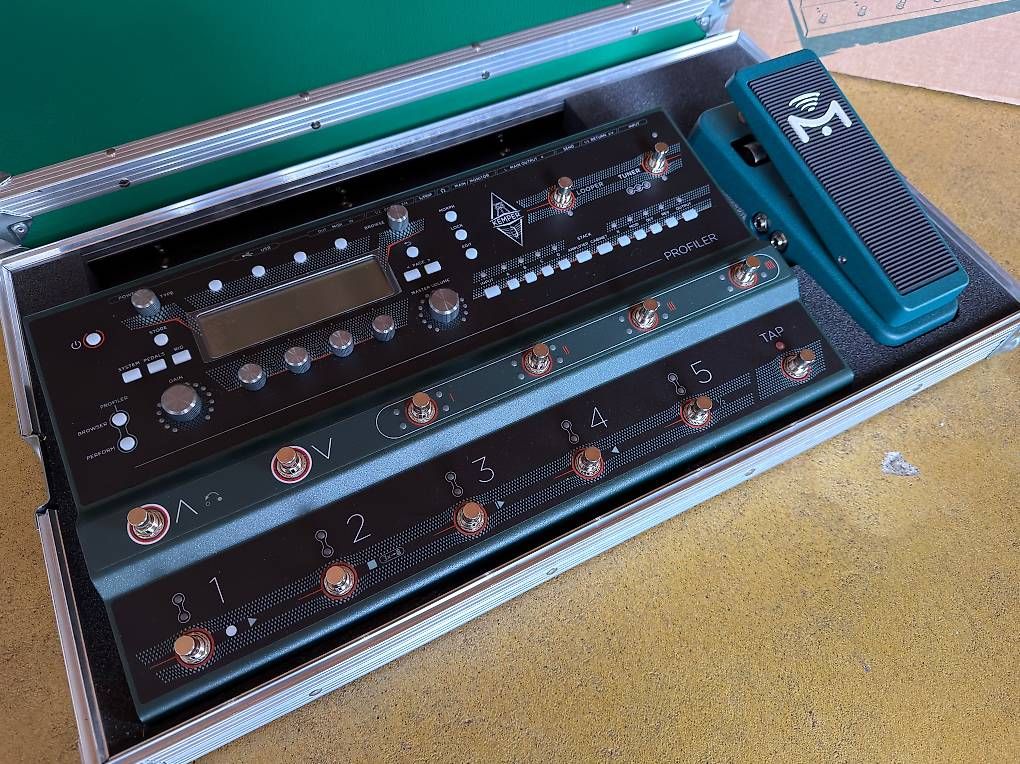 Strumenti musicali: Kemper Profiler Stage + Mission Pedal, Thon Flightcase & OVP – Usato da Rupperswil venduto da MisiVido 2
