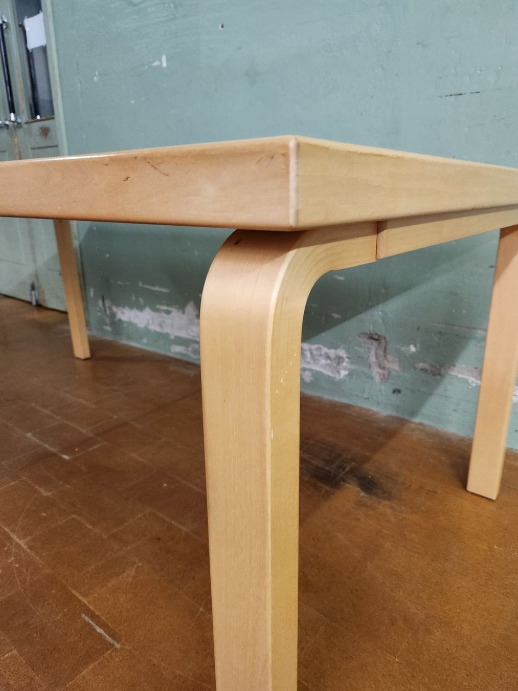 Artek Tavoli: Artek 83 Aalto Esstisch – Usato da Lichtensteig venduto da Usedinstorecom 4