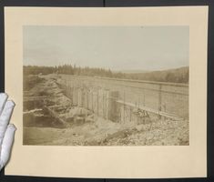 Fotografie Briare, Bauarbeiten am Kanal,