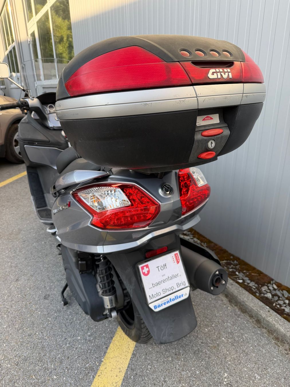 Sym Scooters: Roller Scooter SYM MAXSYM 400i – D'occasion à Termen par dagi94 5