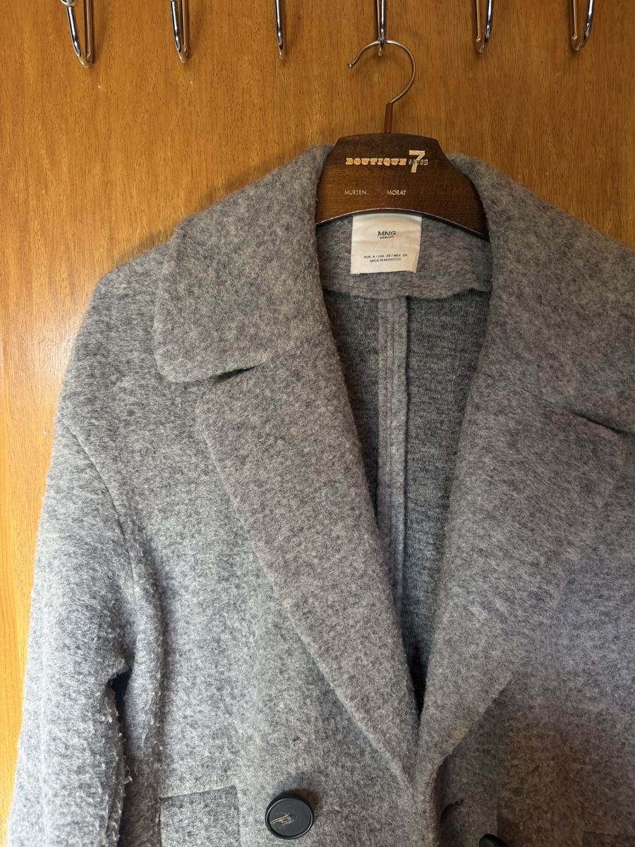 Mango Manteaux: Manteau Gris Mango – D'occasion à Sion par RecupLounge 1