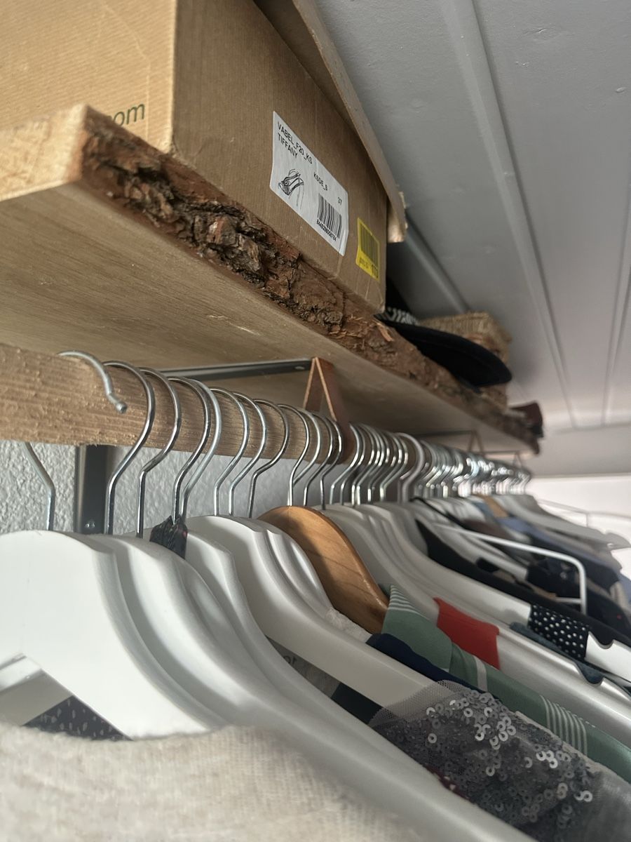 Armoires: Offener Kleiderschrank, Eiche, Einzelstück , Kommode, – D'occasion à Rümlang par kim_9qhd 1