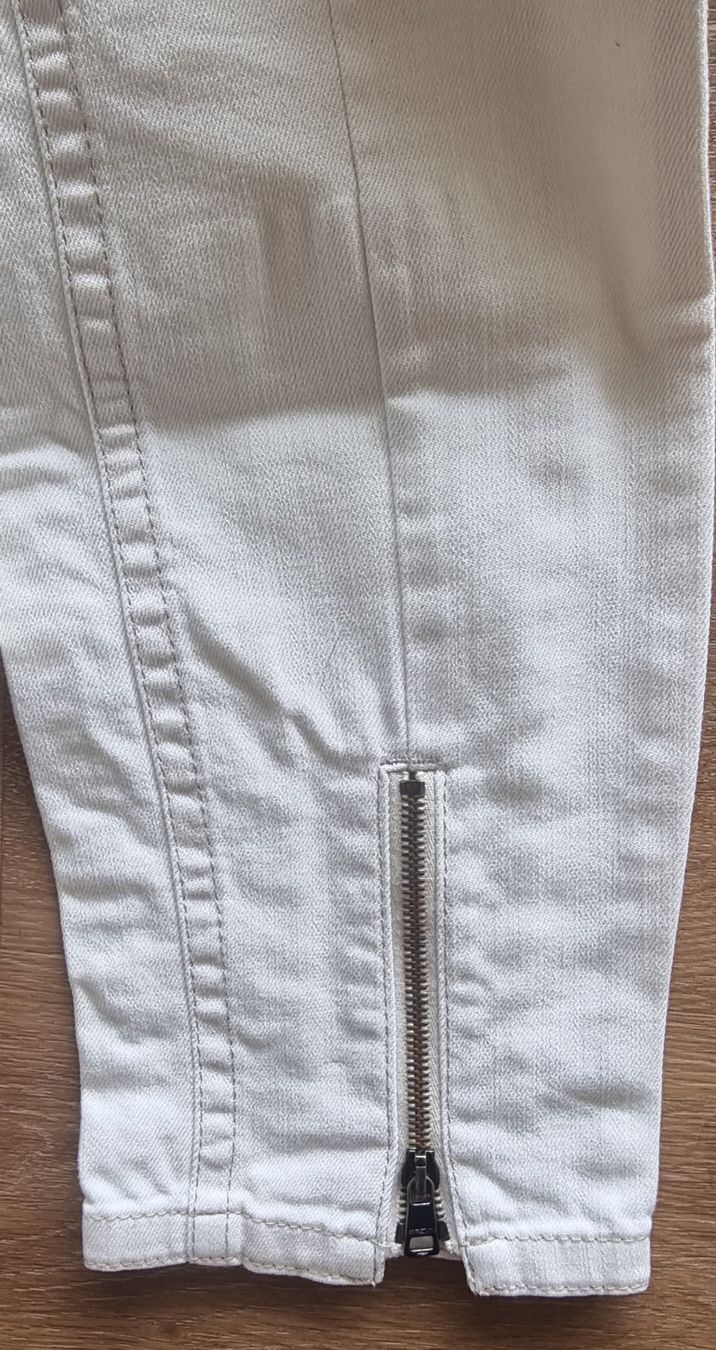 Marc Cain Lots de vêtements: Marc Cain Kleiderpaket N3 – D'occasion à Dielsdorf par meret07 4
