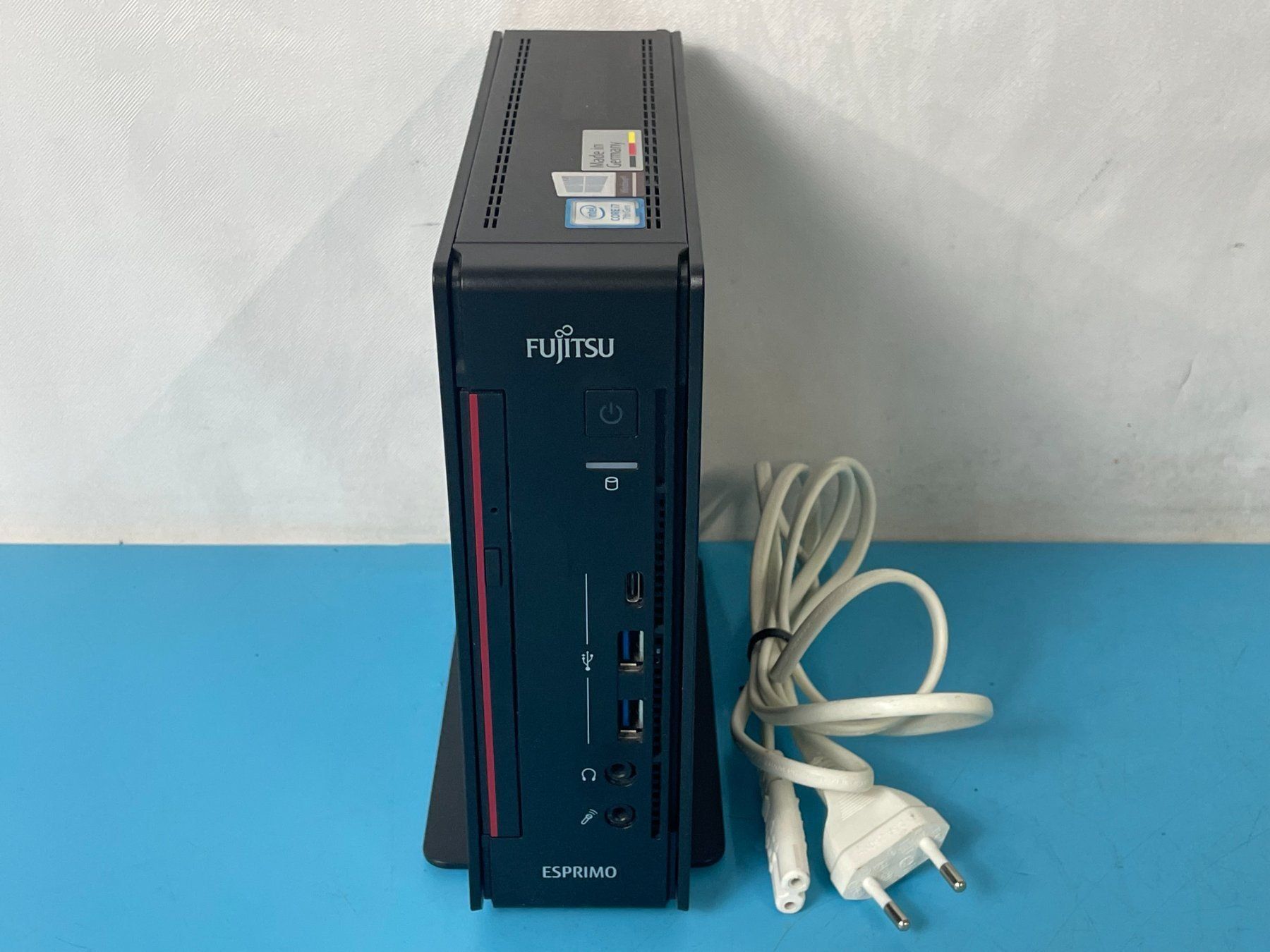 Fujitsu PCs: Fujitsu  Esprimo Q957, Mini-PC – Gebraucht aus Basel von Jbeu06