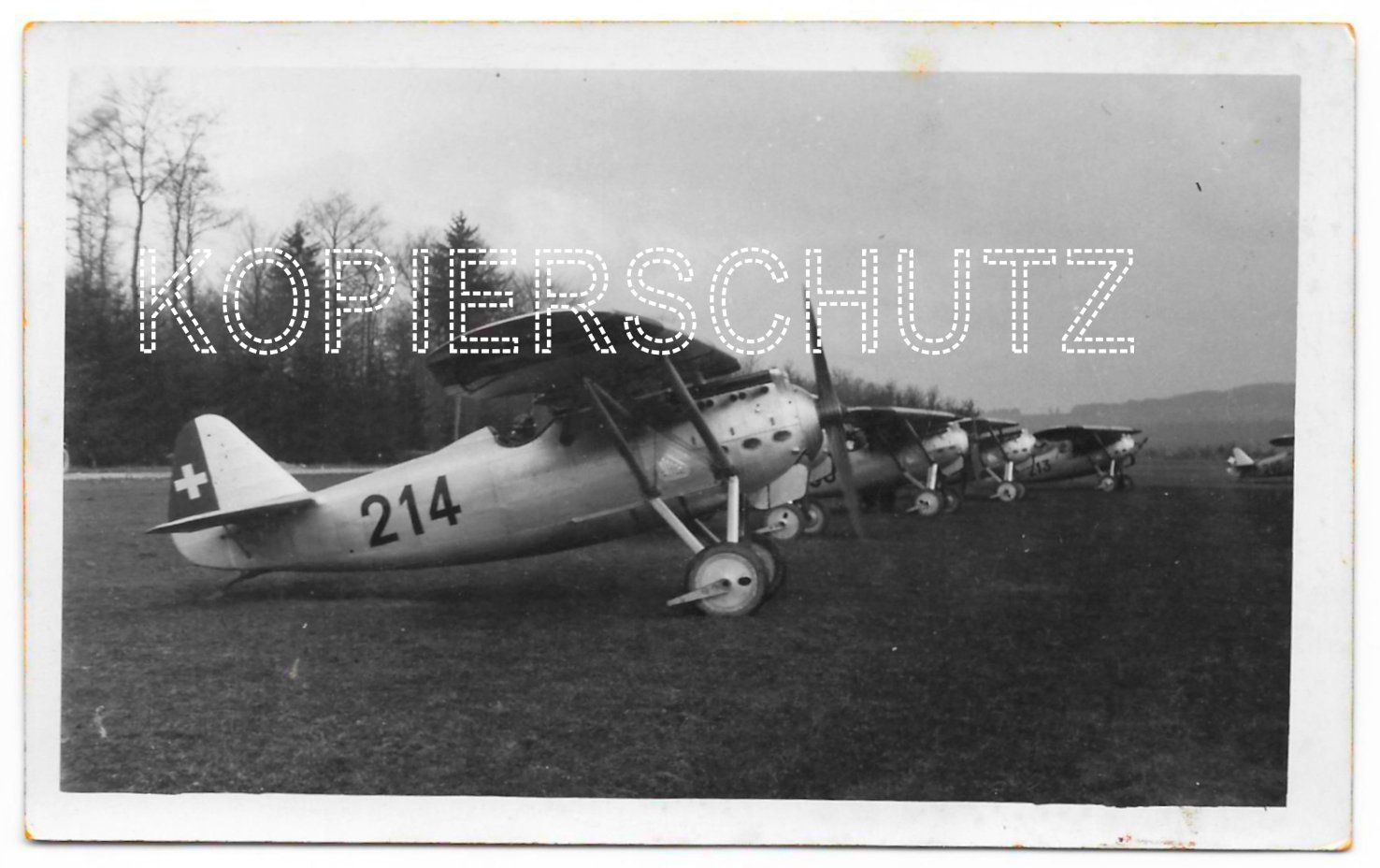 Cartoline postali: Postkarte, mit Flugzeug Dewoitine D.26 214 – Usato da Lausanne venduto da jag_sj6f