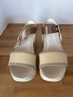 Sandalen von bugatti