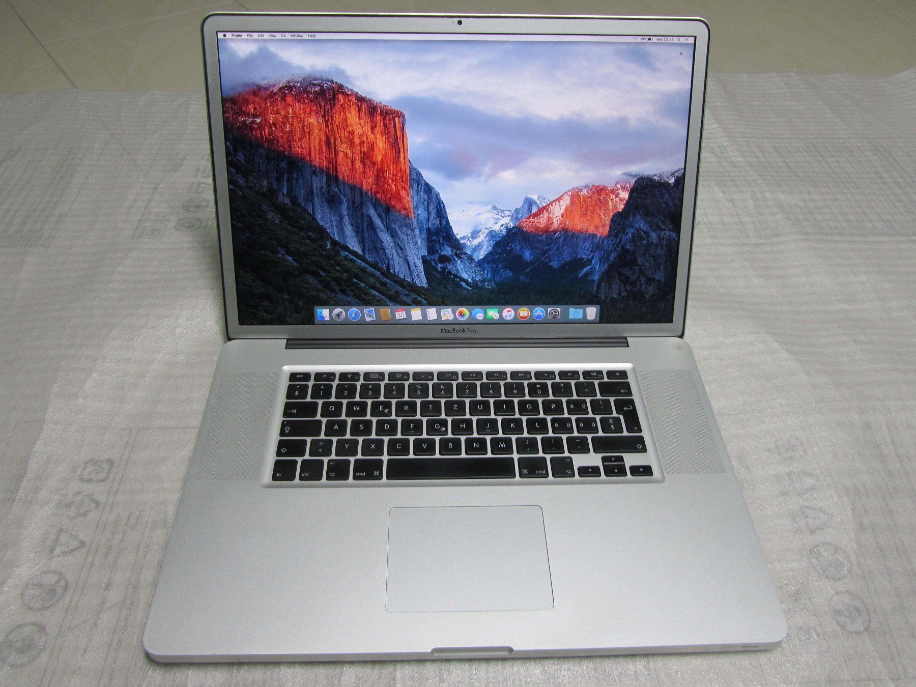 Apple Notebook: MacBook Pro 17"- A1297 – Usato da moosseedorf venduto da RTN10
