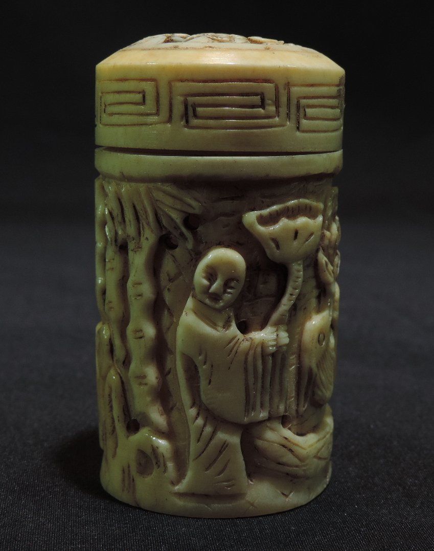 Figurines: chinesischer Grillenkäfig, Schnitzerei mit Deckel – D'occasion à Duggingen par roterbambus 3