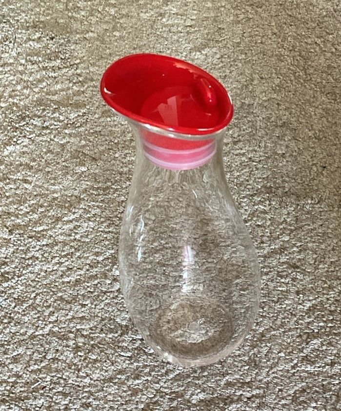 Carafes: Karaffe mit rotem Schwingdeckel von Gimex – Neuf avec emballage d'origine à Wagenhausen par Kahlen