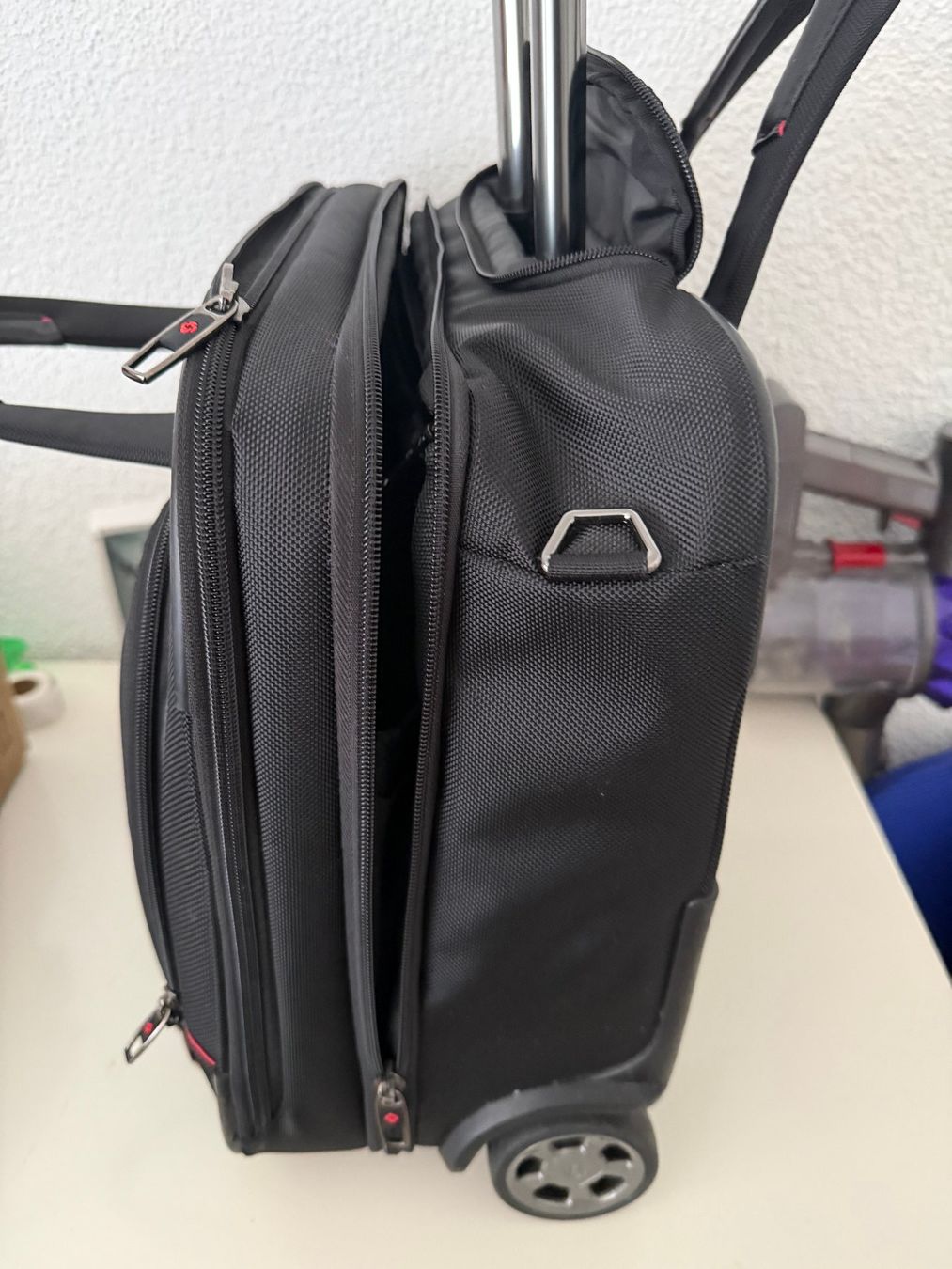 Sonstiges zu Aviatik: Samsonite Trolley PRO DLX 4 50 x 40 x 23 cm – Gebraucht aus Kirchdorf AG von coco123 2