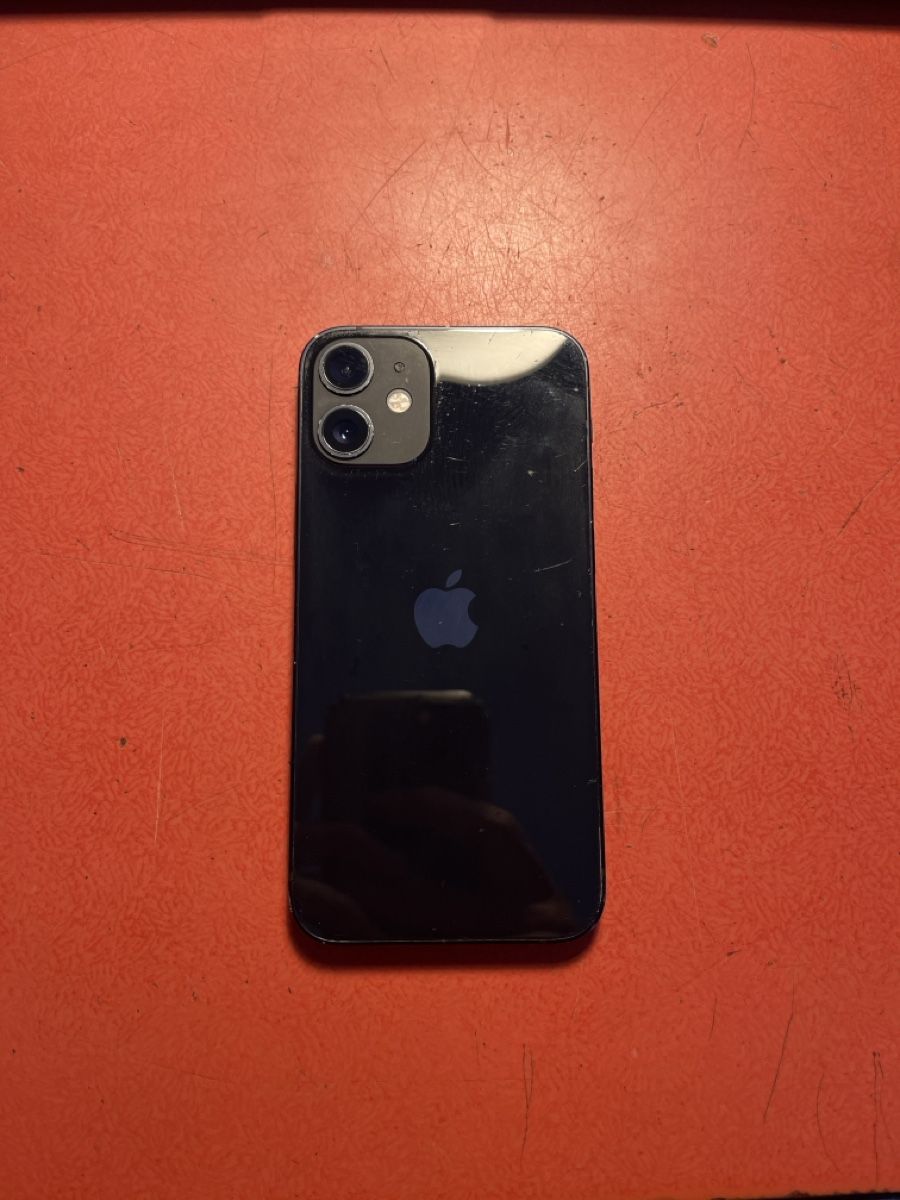 Apple Portables: Iphone 12mini ab 1.- – Défectueux à Zürich par Jona.B 1
