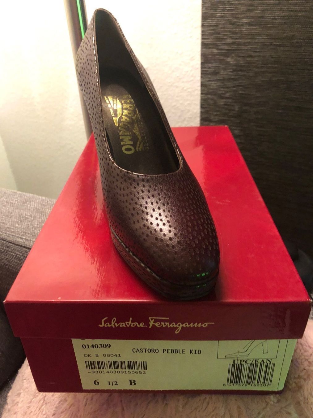 Salvatore Ferragamo Damenschuhe: Chaussures Ferragamo – Neu und originalverpackt aus lausanne von Pepitam 2