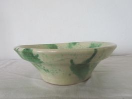 Früchte-Schale, hellgrün-weiss, Handarbeit