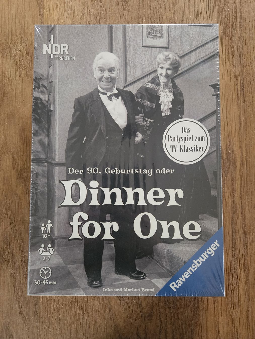 Giochi: Dinner for One Gesellschaftsspiel – Nuovo e nell'imballaggio originale da Luzern venduto da CarmelaM19