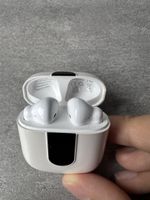 Écouteurs sans fil avec boîtier de charge blanc état neuf