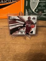 LeBron James RS moment int