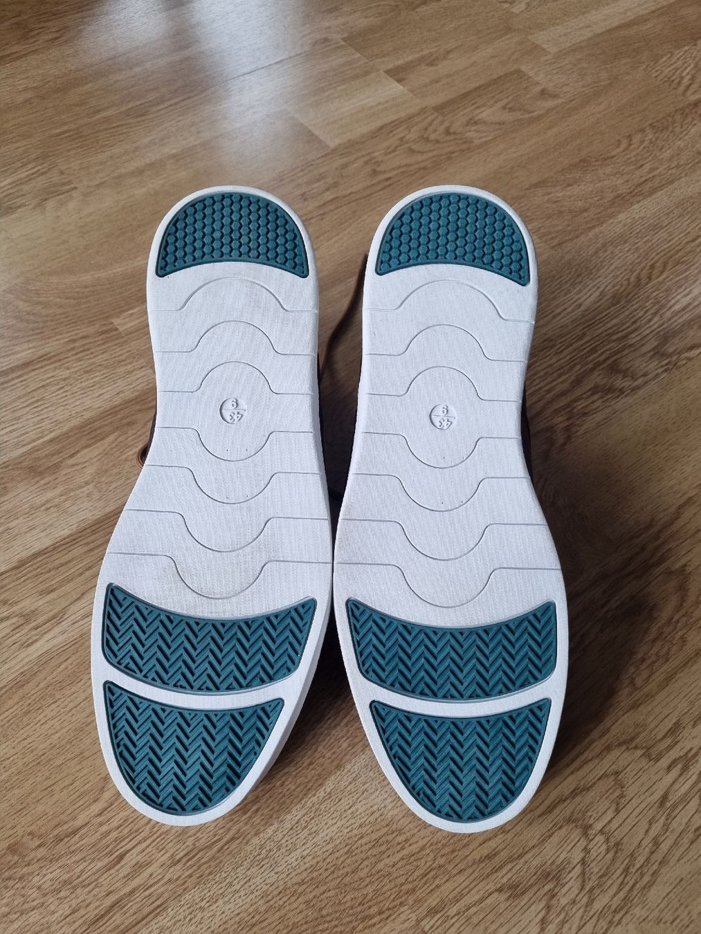 Scarpe da uomo: Braune Herren Schuhe, Grösse 43 – Nuovo (secondo la descrizione) da Unterägeri venduto da MvRick 3