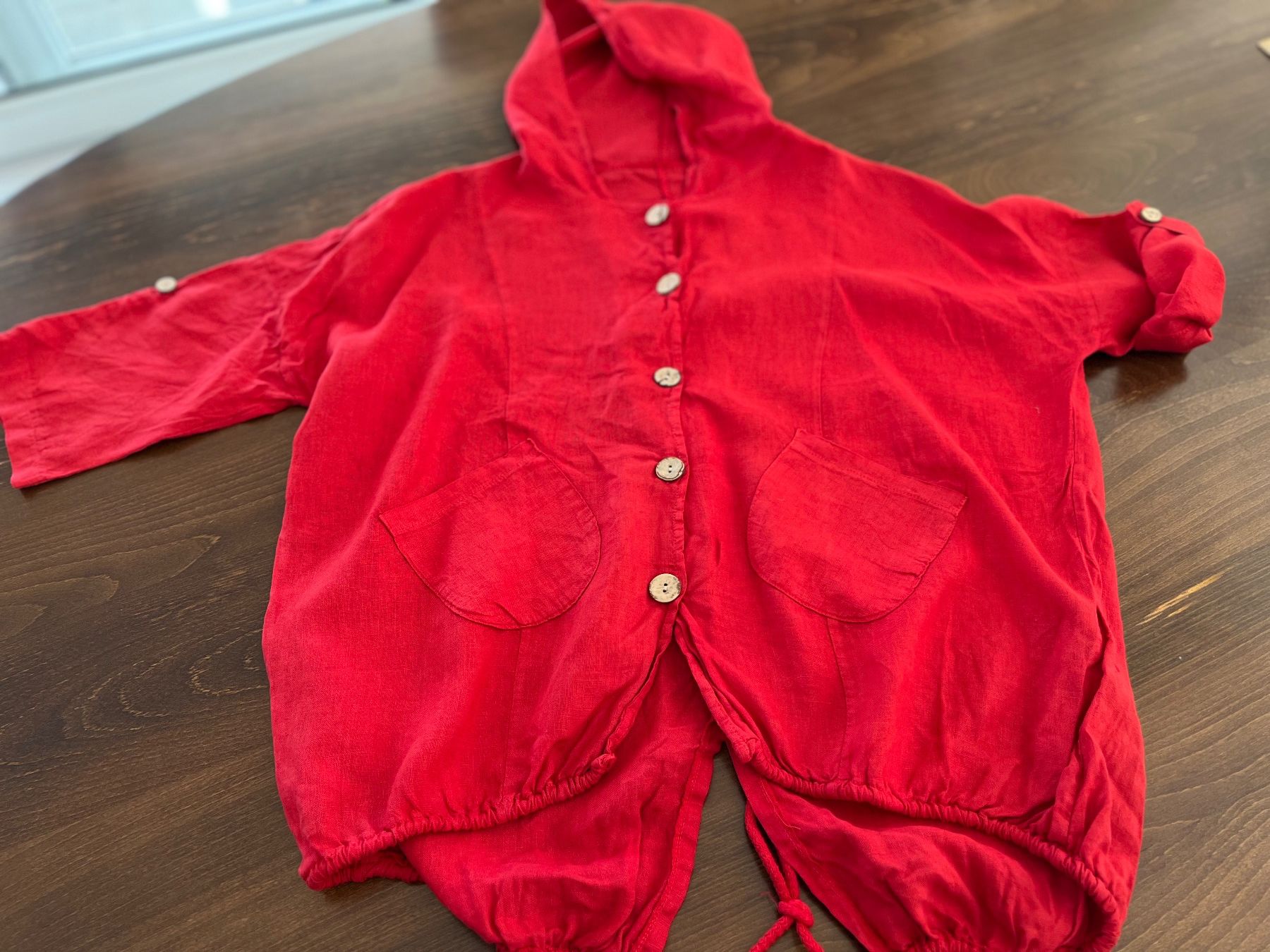 Camicette: Rote Sommer Leinen - Bluse mit Kapuze, Gr. S/M – Usato da Ebmatingen venduto da Mistelu