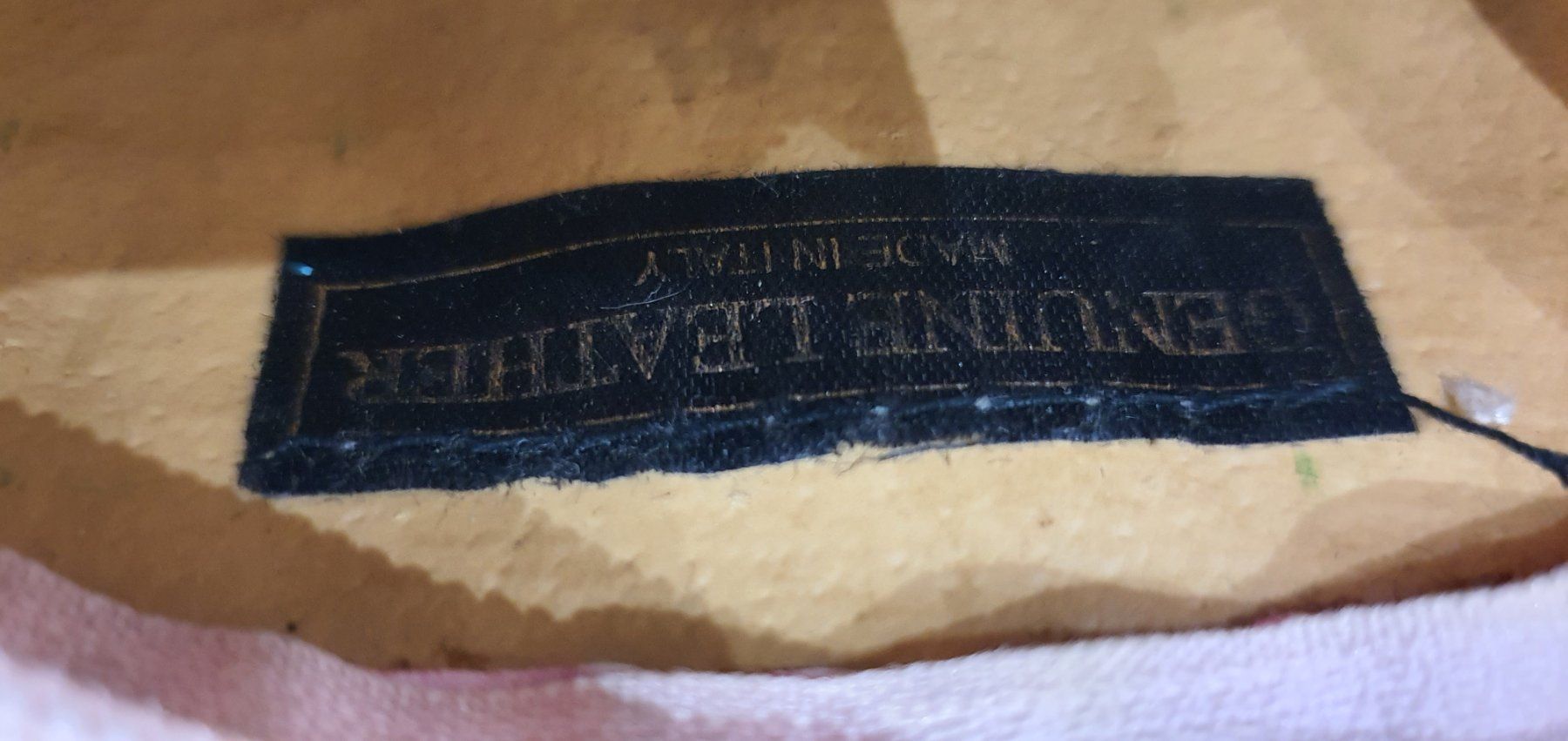 Borse: Pouch / Beutel rosa Kroko-Prägung Leder – Usato da Jona venduto da VivianPatrick 3