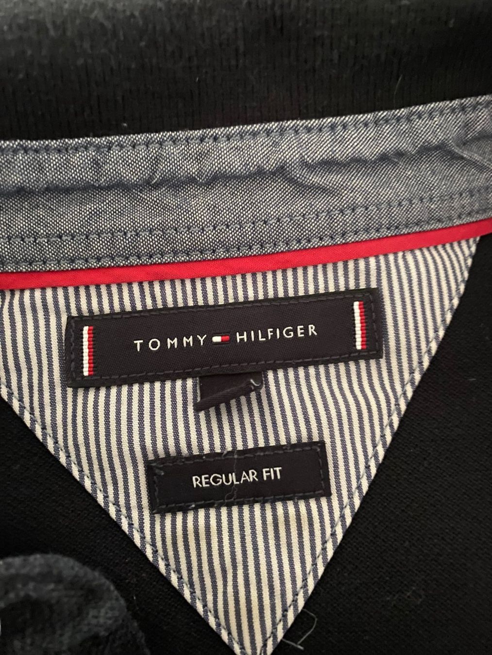 Tommy Hilfiger Polo-Shirts: Tommy Hilfiger Poloshirt Grösse L  regular fit – Gebraucht aus Allenwinden von Obalu 2