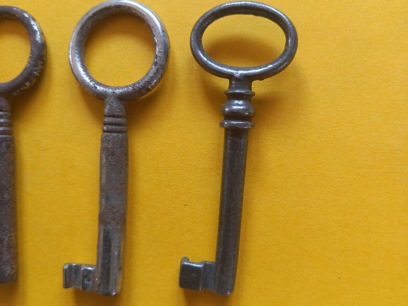Chiavi: Lot de 10 diverses anciennes clefs – Usato da Rossens FR venduto da Souris1 2