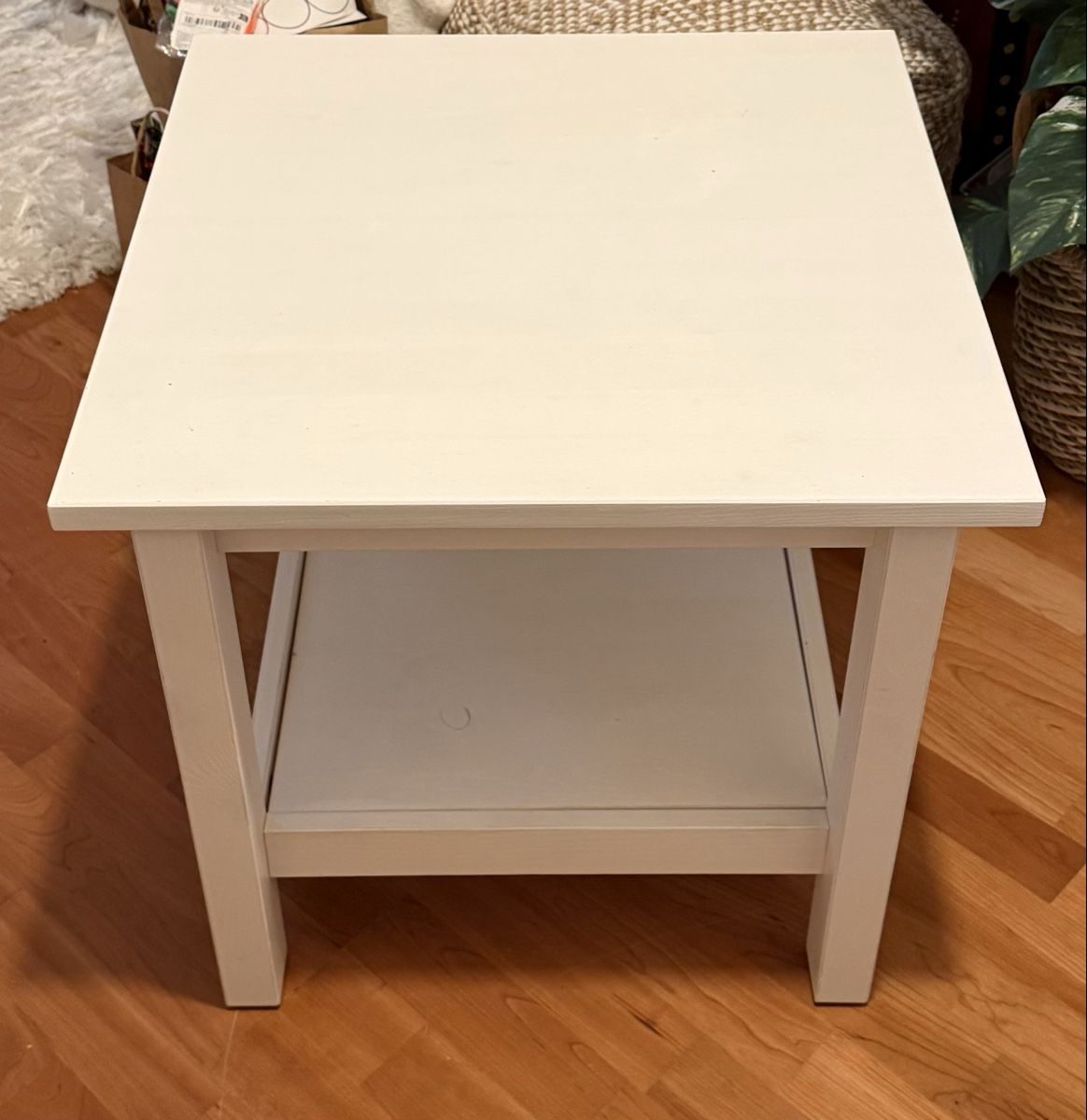 Tische: Hemnes Couchtisch – Gebraucht aus Luzern von CocoLoco82