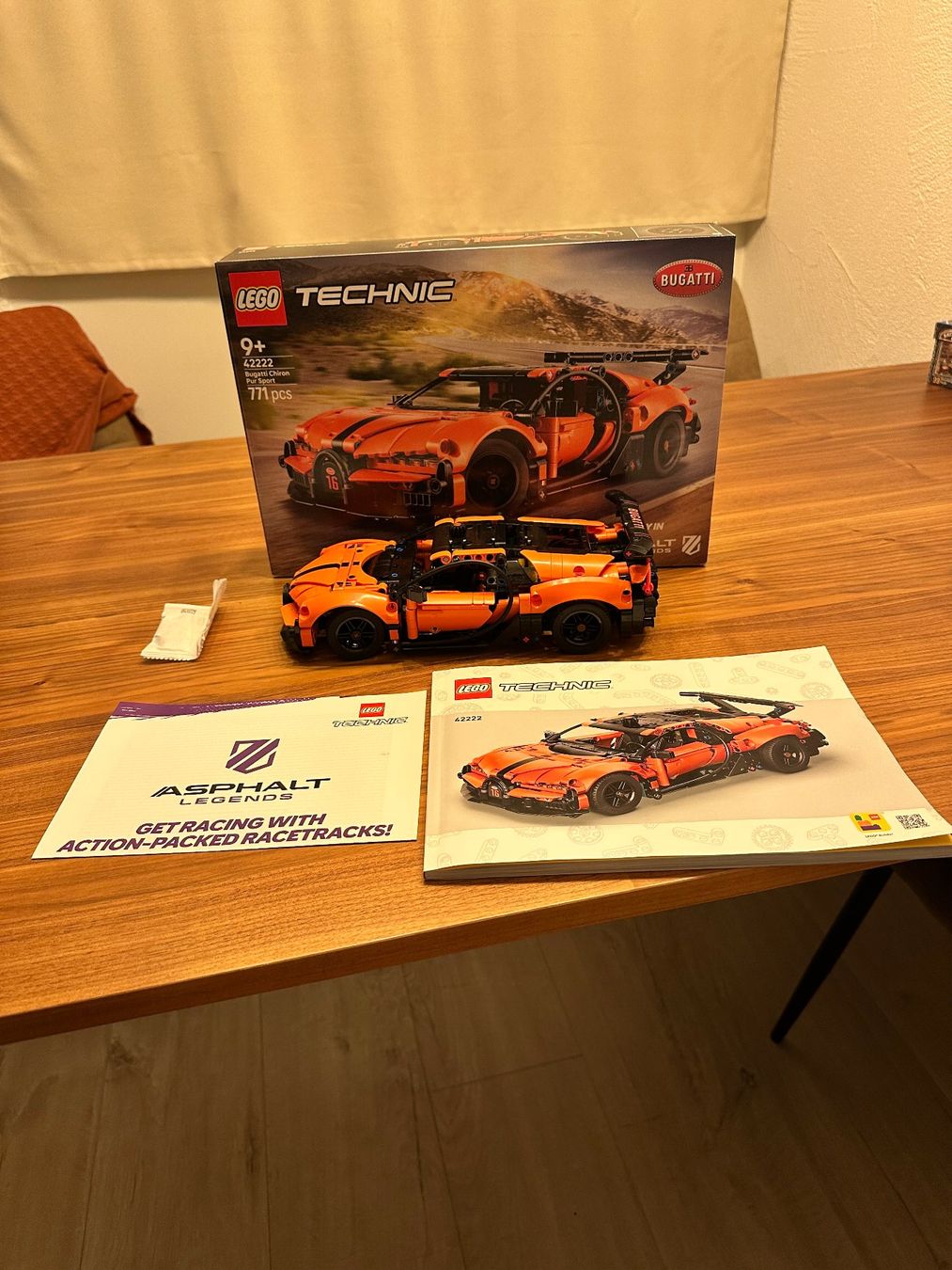 Bugatti Modellini d'auto: LEGO Technic Bugatti Chiron Pur Sport – Usato da Schlieren venduto da LaPetite27 5