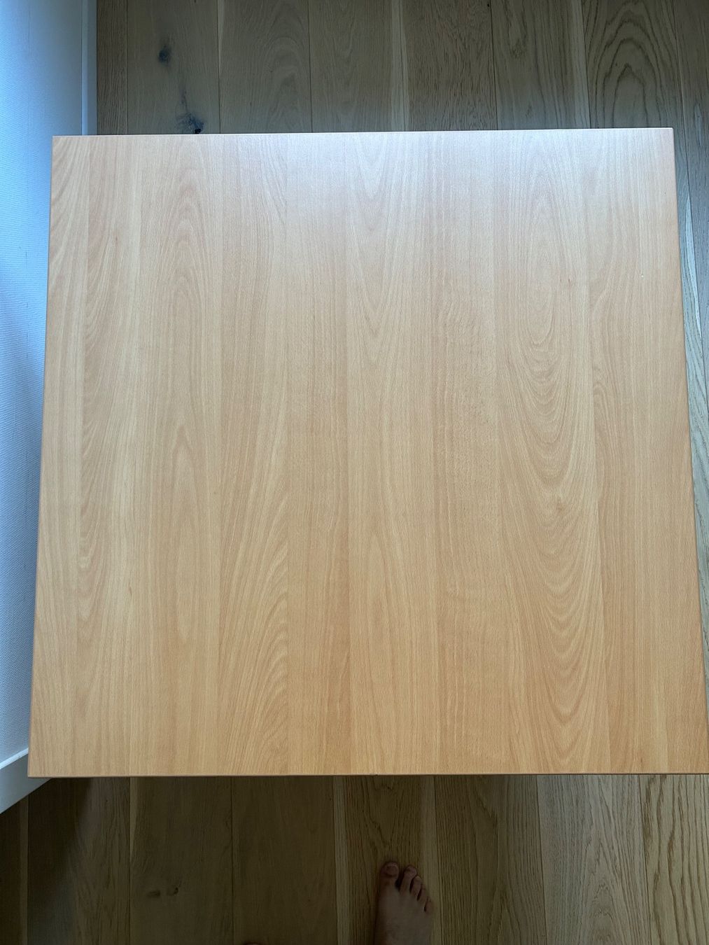 Tavoli: Quadratischer Tisch Holz – Usato da Zürich venduto da maxsalezzen 2