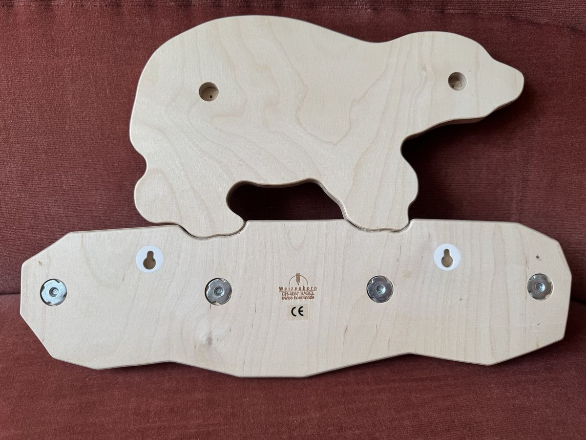 Guardaroba: Weizenkorn Eisbären Garderobe , Holz – Nuovo (secondo la descrizione) da Esslingen venduto da Takayama25 1