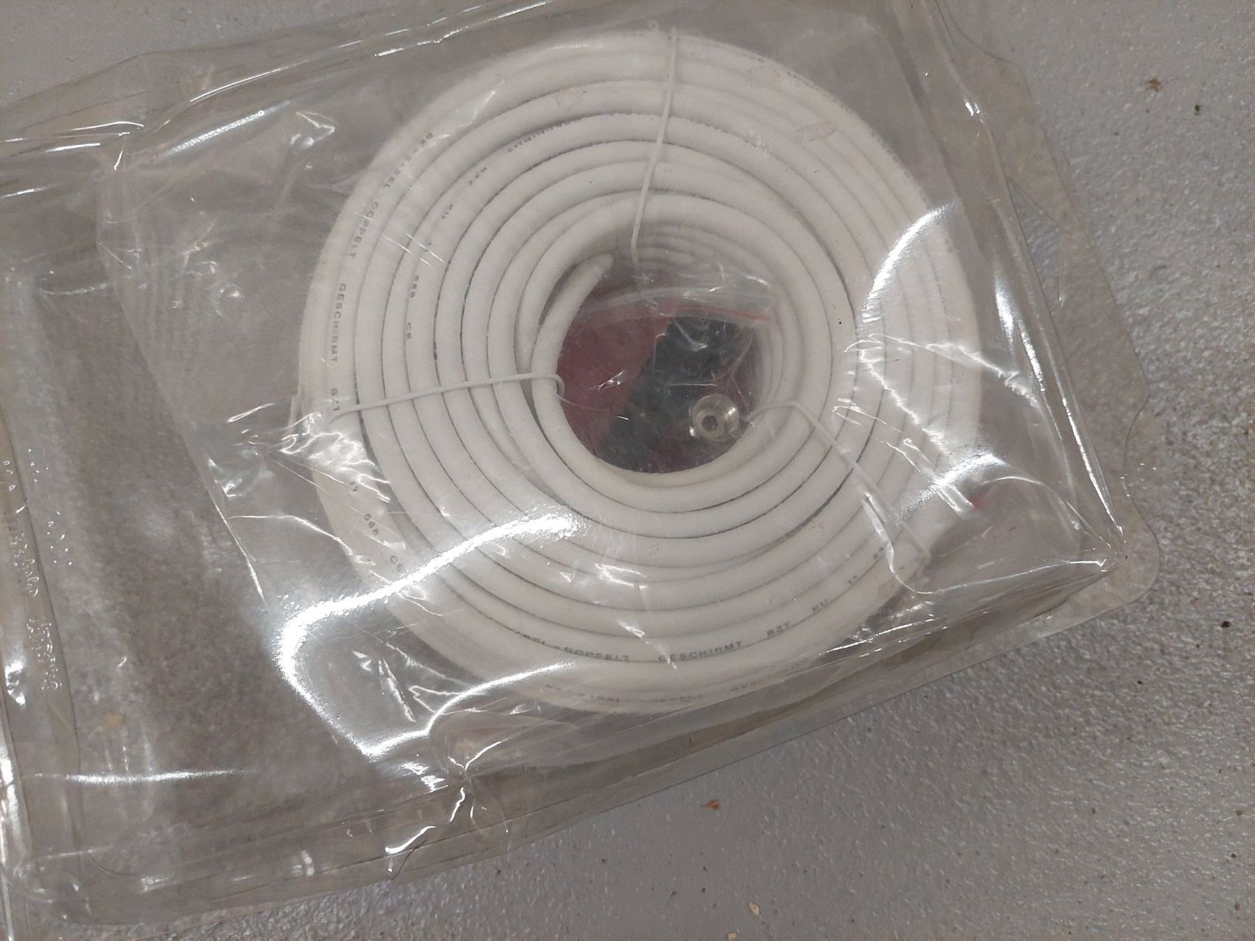 Kabel: Neu Kabel TV 20 m – Neu und originalverpackt aus Wiesendangen von troawus 2