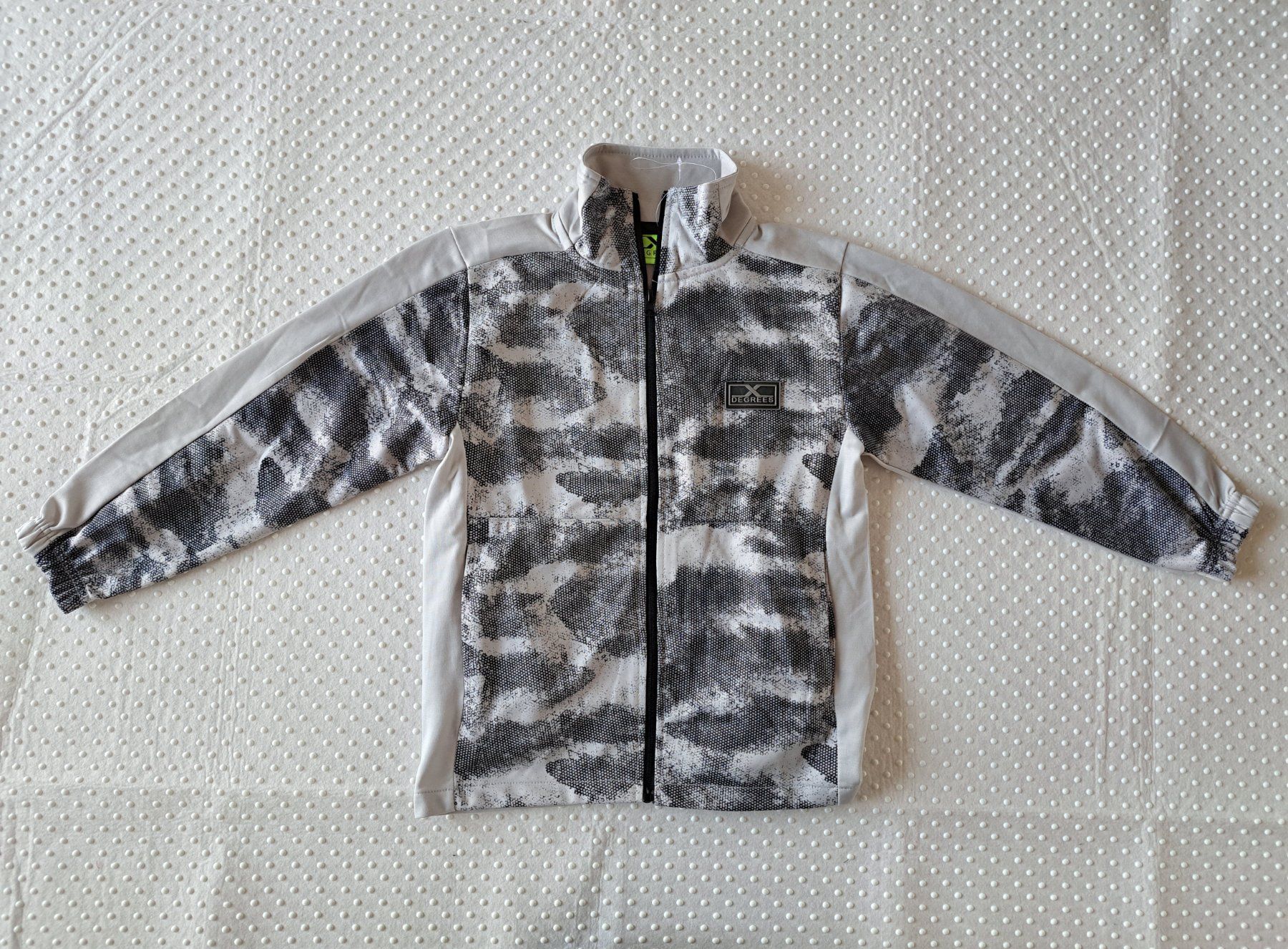 Maglioni & Felpe: Cooler Sportpullover Sweatjacke Degrees Gr. 122/128 – Nuovo (secondo la descrizione) da Gysenstein venduto da joshuas81