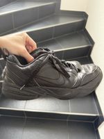 Nike Air Monarch IV black
