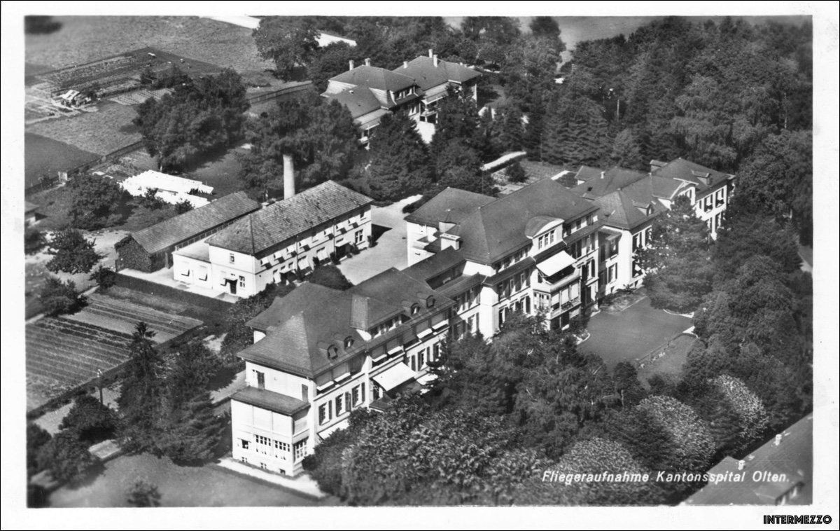 Ansichtskarten: Olten SO // Luftbild Kantonsspital Olten 1957 – Gebraucht aus Basel von intermezzo12