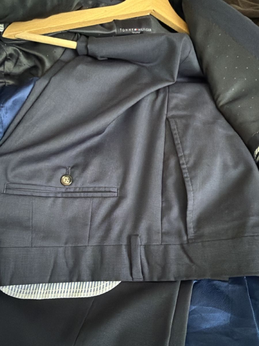 Tommy Hilfiger Completi: Anzug / Costume / suit TOMMY HILFIGER – Nuovo (secondo la descrizione) da Lausanne venduto da joshua75 3