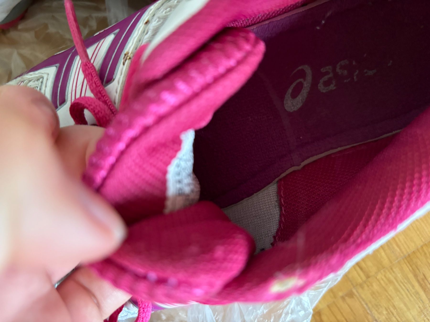 Asics Damenschuhe: Asics Sportschuhe, Gr. 38 – Gebraucht aus Winterthur von Sunshine143 7