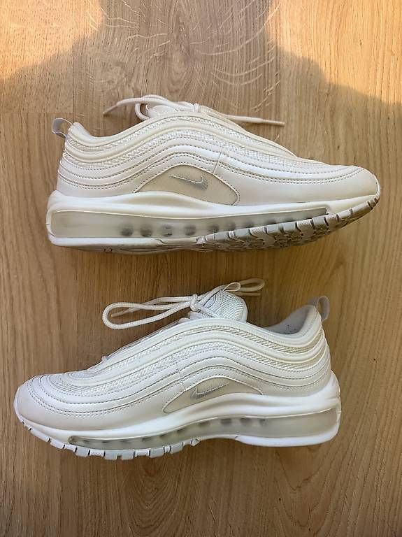 Nike Damenschuhe: Nike air max 97 Grösse 39 – Gebraucht aus ZUFIKON von SULMI01 1