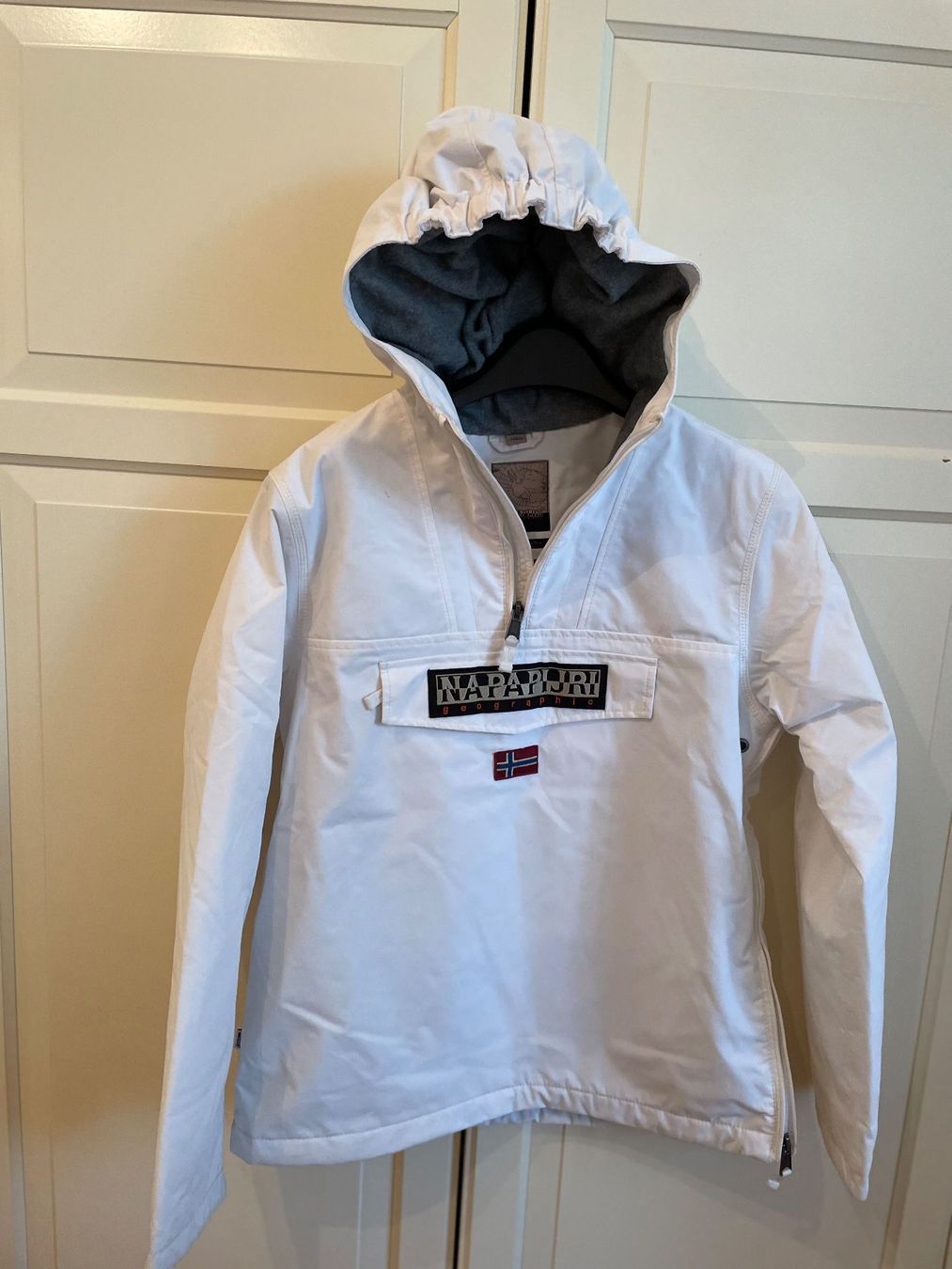 Napapijri Giacche & Cappotti: Napapijri Jacke Gr.162 – Nuovo (secondo la descrizione) da Zürich venduto da wijon07