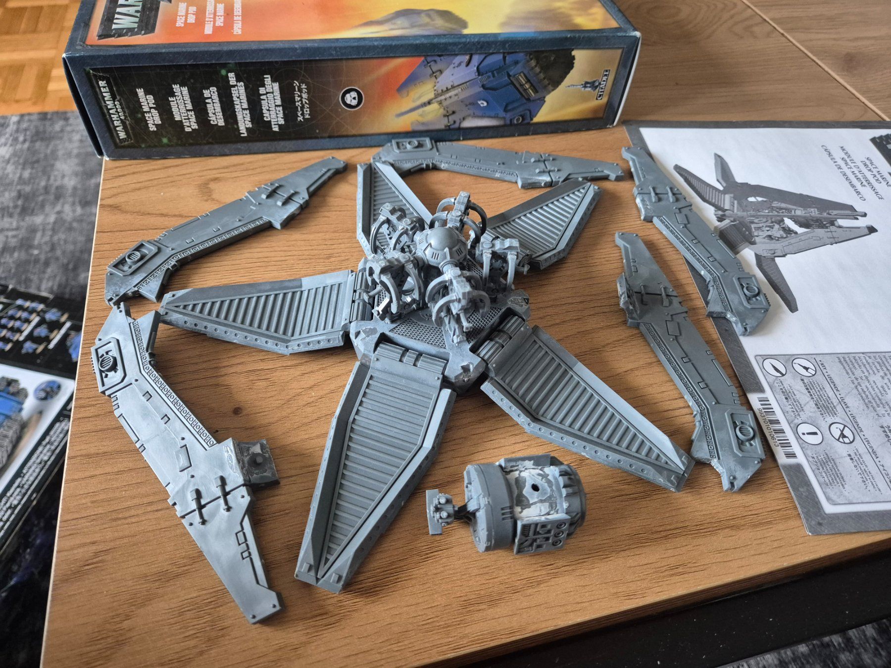 Kit di modellismo & Modellini statici: Warhammer 40K – Module de largage Space Marines (Drop Pod) – Difettoso da Lausanne venduto da raphael910 1