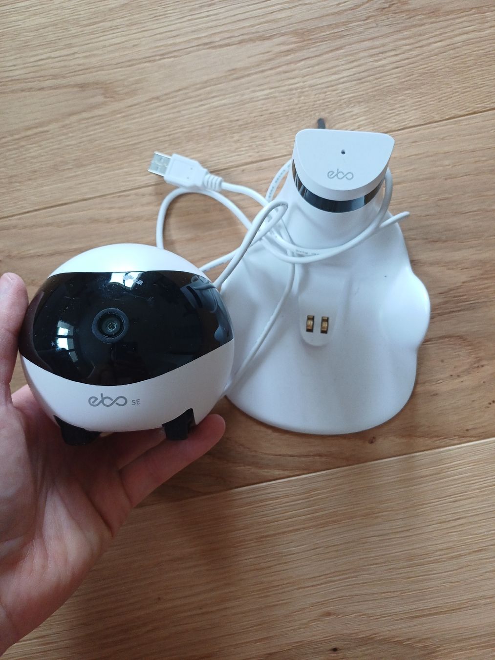 Caméscopes: Ebo SE Roboter mit Ladestation gebraucht – D'occasion à Plasselb par Rorim